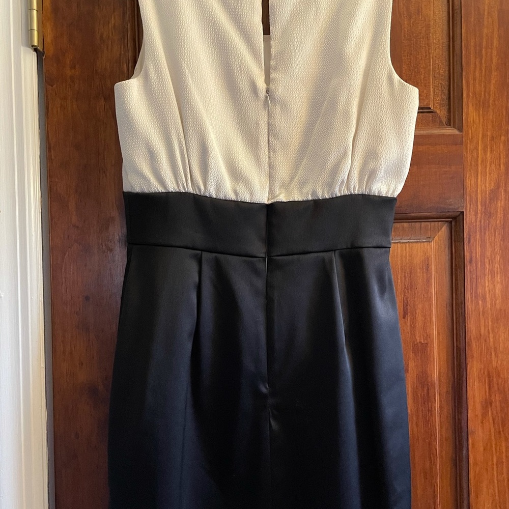 Max and Cleo size 2 black and white evening dress - Picture 7 of 8